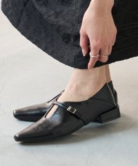 welleg/ウェレッグ welleg Uカット ソフトスクエア 甲ストラップパンプス/507989618