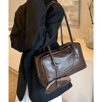 florge/フロージュ florge 【アイウェアケース付き】レザータッチエンボスロゴボストンバッグ/ショルダーバッグ/507994232