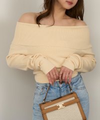 MAGASIN DE MODE Chou Chou/マガジンデモードシュシュ MAGASIN DE MODE Chou Chou オフショルダーニットトップス XNN/507999265