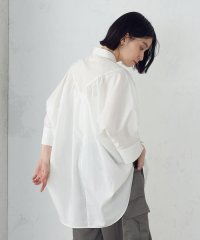COMME CA ISM /バックデザイン　ニュアンス　オーバーサイズシャツ/507929065