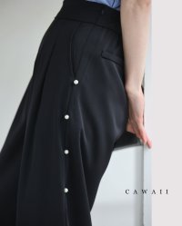 CAWAII/カワイイ CAWAII サイドに連なるパールのタックワイドパンツ/508006294