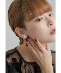 niana/ニアナ niana フラワーパールイヤリング 花 ゴールド シルバー 結婚式 二次会 同窓会 成人式 パーティー お呼ばれ オケージョン フォーマル/508006385