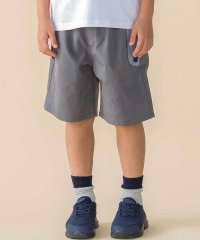 BeBe Petits Pois Vert/【速乾】配色フラップ水陸両用ハーフパンツ(95~150cm)/508009318