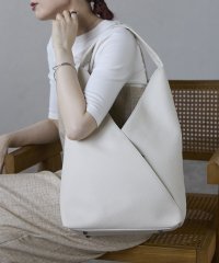 GUSCIO/グッシオ GUSCIO 牛革ワンハンドルトートバッグ/508019138