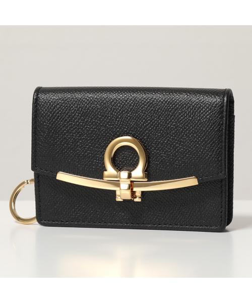 フェラガモ(FERRAGAMO)(FERRGM)の通販 - d fashion フェラガモ(FERRAGAMO)(FERRGM)の通販 - d fashion