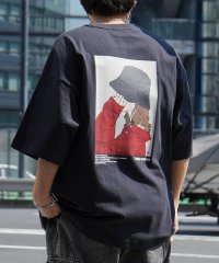 ILL‘S/イルズ ILL'S イラストバックプリント ワンポイント刺繍 ビッグシルエット半袖Tシャツ ユニセックス/508027805