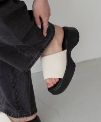 welleg/ウェレッグ welleg コーデュロイ ワイドバンド 厚底サンダル/508028563