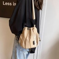 REAL STYLE/リアルスタイル REAL STYLE ショルダーバッグ メンズ レディース 軽い 小さめ 斜めがけ ポーチ 小物入れ ナイロン バケツ型 巾着 ミニ 肩掛け ア/508030744