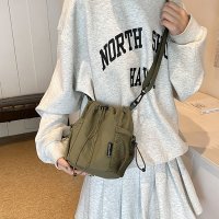REAL STYLE/リアルスタイル REAL STYLE ショルダーバッグ メンズ レディース 軽い 小さめ 斜めがけ ポーチ 小物入れ ナイロン バケツ型 巾着 ミニ 肩掛け ア/508030744