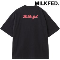 MILK FED/ミルクフェド MILKFED. ICING LOGO EMBROIDERY WIDE S/S TEE WHITE [103251011010 SS25]/508033300