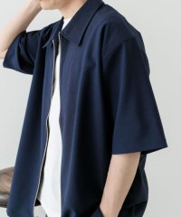 ITEMS URBAN RESEARCH/2wayストレッチジップアップ半袖シャツ/508038308