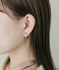 SMELLY/メタルフープイヤリング/508038396