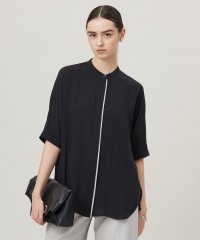 ICB（LARGE SIZE）/【人気のため新色追加・接触冷感・UVケア・速乾・洗える】BackSatinAmunzen 5分袖バンドカラーブラウス/508040112
