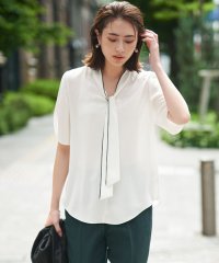ICB（LARGE SIZE）/【人気のため新色追加・接触冷感・UVケア・洗える】BackSatinAmunzen 5分袖配色ボウタイブラウス/508040113