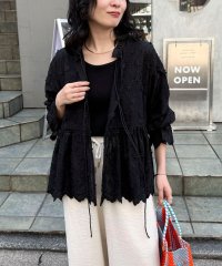fredy emue/3D刺繍スカラップ前開きブラウス/508035055