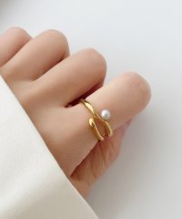 Leja/レジャ Leja ウェーブパールフォークリング 結婚式 パーティー 成人式 二次会 同窓会 お呼ばれ オケージョン 20代 30代 40代/508059020