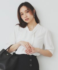index/インデックス index ジョーゼットラッフルボウタイブラウス【洗濯機可・イージーアイロン】/508065728
