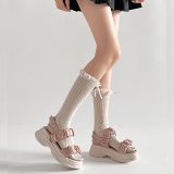 ピンク