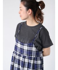 Lugnoncure/ピグメント加工グリッタープリントTシャツ/508070000