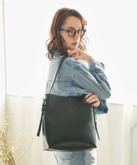 UNGRID bag/アングリッド Ungrid ソフトスムース クルミバックルA4ショルダーバッグ/508075337