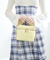 MERCURYDUO（BAG）/マーキュリーデュオ MERCURYDUO 縦キルティング バニティミニショルダーバッグ/508076278