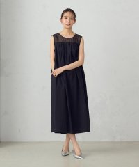 COMME CA ISM /コットンナイロンストレッチタイプライター　ノースリーブワンピース/508023681