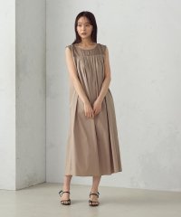 COMME CA ISM /コットンナイロンストレッチタイプライター　ノースリーブワンピース/508023681