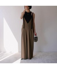 CHIGNON/シニヨン CHIGNON CHIGNON サロペット 3651－009KK Vネック コンビネゾン/508079109