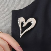 REAL STYLE/リアルスタイル REAL STYLE ブローチ ピン 卒業式 入学式 園 おしゃれ アクセサリー ジュエリー レディース リボン ハート ラペルピン 結婚式 フ/508081819