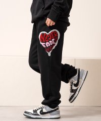1111clothing/ワンフォークロージング 1111clothing ハート サガラ刺繍 スウェットパンツ【別売りのパーカーと合わせてセットアップ可能】/508088260