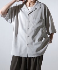 Confirm/コンファーム Confirm ビッグシルエット メタルボタン ドレープとろみ オープンカラー半袖シャツ ユニセックス/508089439