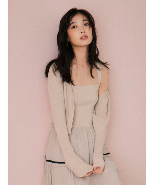 【新品未使用】クロップドⅤネックリブカーディガン/UVカット フレイアイディー セール】クロップドⅤネックリブカーディガン／UVカット（ニット