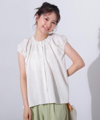 N Natural Beauty Basic/シャーリングネックシアーストライプブラウス/508083563