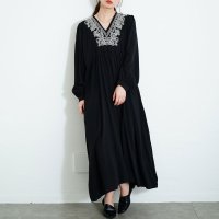 Sawa a la mode/サワアラモード Sawa a la mode お顔を華やかにする花柄レース刺繍ワンピース/508102777