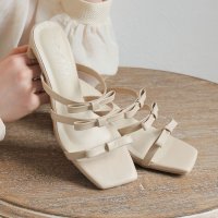 VIVIAN/【2025年春夏新作】ヴィヴィアン VIVIAN スクエアトゥプレートヒールリボン華奢ストラップサンダル/508103847