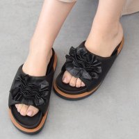 EMILE/エミレ EMILE ビッグコサージュフットベッドサンダル/508105660
