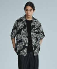 ADAM ET ROPE'/《BLACK&WHITE》ボックスシルエット アロハ シャツ/508124547