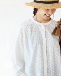 sanpo kuschel/サンポクシェル sanpo kuschel 小さなつぶつぶ花刺繍トップス/508127881
