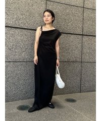 emmi atelier/アシンメトリーカットワンピース/508129662