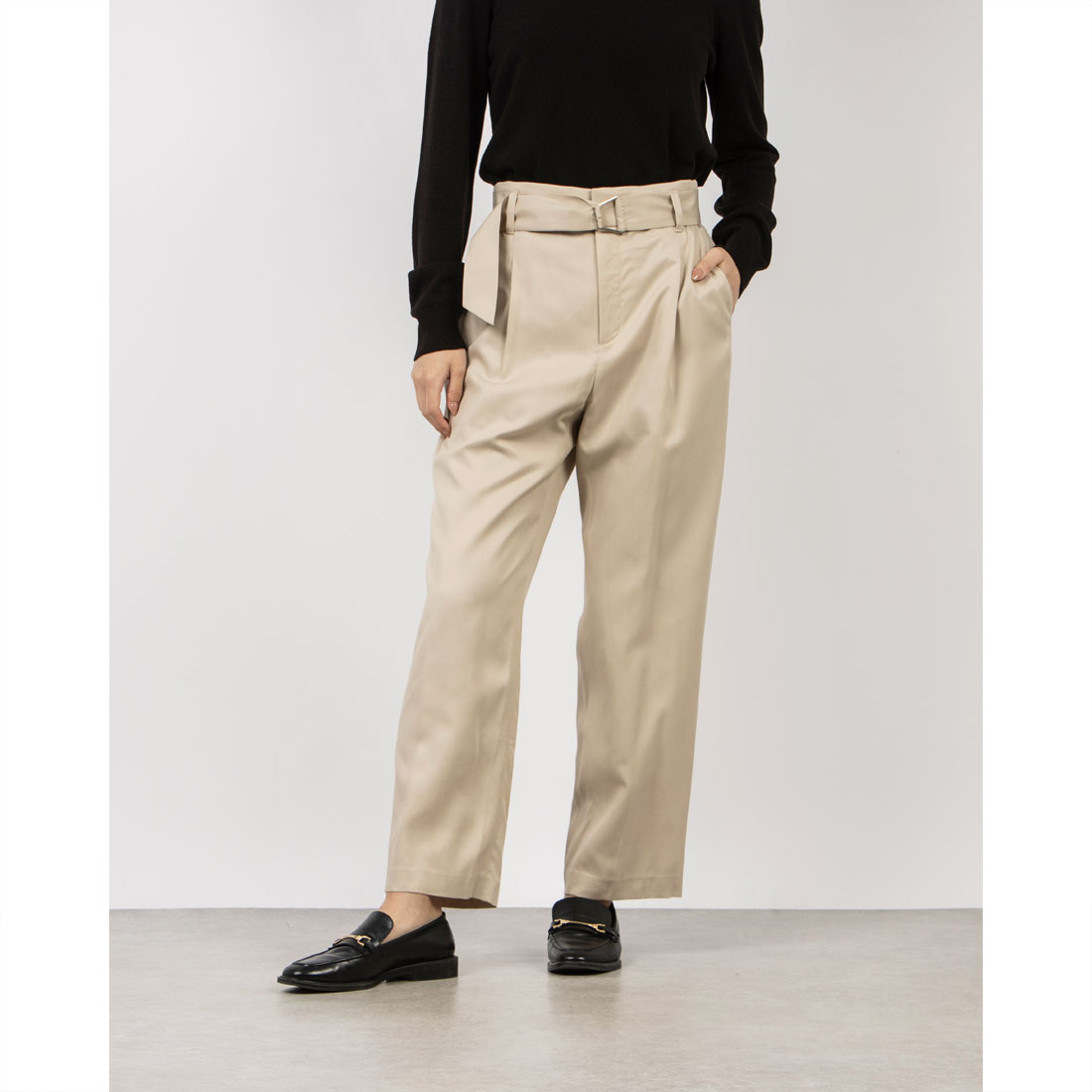 セール 50%OFF】ヒューマンウーマン human woman ベルト付