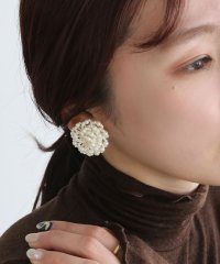 colleca la/コレカラ colleca la パールフリルイヤリング/508139103