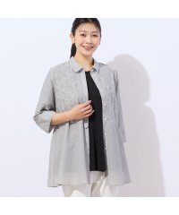 MISSEL/【人気アイテム・洗える】サークル刺繍 ワッシャーストライプシャツ/508143644