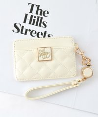 ALTROSE/アルトローズ ALTROSE パスケース 定期入れ 定期 ストラップ ストラップ付き リール リール付き 携帯 icカード ICカード キルト キルティング フ/508144354