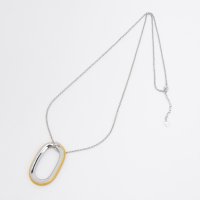 AGATHA PARIS/アガタ パリ AGATHA PARIS セブンティーズロングネックレス、メタル＆レザービッグペンダント、ブラック／ゴールド/508145774