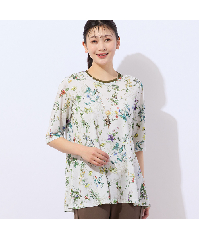 今季新作新品半額　ミゼール　missel　 Lサイズ　刺繍キラキラTシャツ 今季新作新品半額 ミゼール missel Lサイズ 刺繍キラキラTシャツ