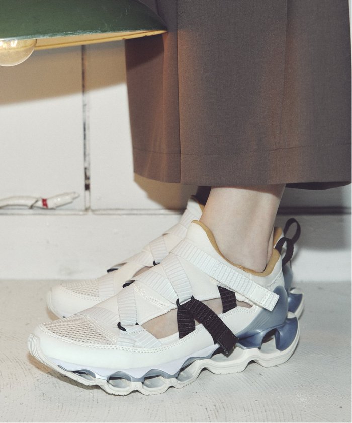 バルーンタックパンツ | AND ON JIONE STORE（アンドオン