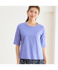 LOBJIE/【洗える・日本製・S～LLサイズ】襟ぐり刺繍 綿レーヨンTシャツ/508150284