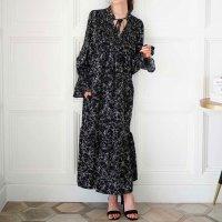 Sawa a la mode/サワアラモード Sawa a la mode 前後2wayで着まわせる線画タッチ花柄ワンピース/508151855