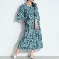 Sawa a la mode/サワアラモード Sawa a la mode 楊柳柄で着映えるベルト付きフレアワンピース/508151870