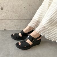 BLANC / BLEU/ブランブルー blanc/bleu 【日本製】【本革】【軽量】【3E幅】ふかふかポコポコインソール クロスバーサンダル/508154398